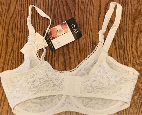 Category:38D bra